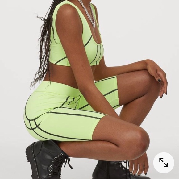 Justin Skye x H&M Cycling Shorts and  Sports Bra! - Picture 8 of 9